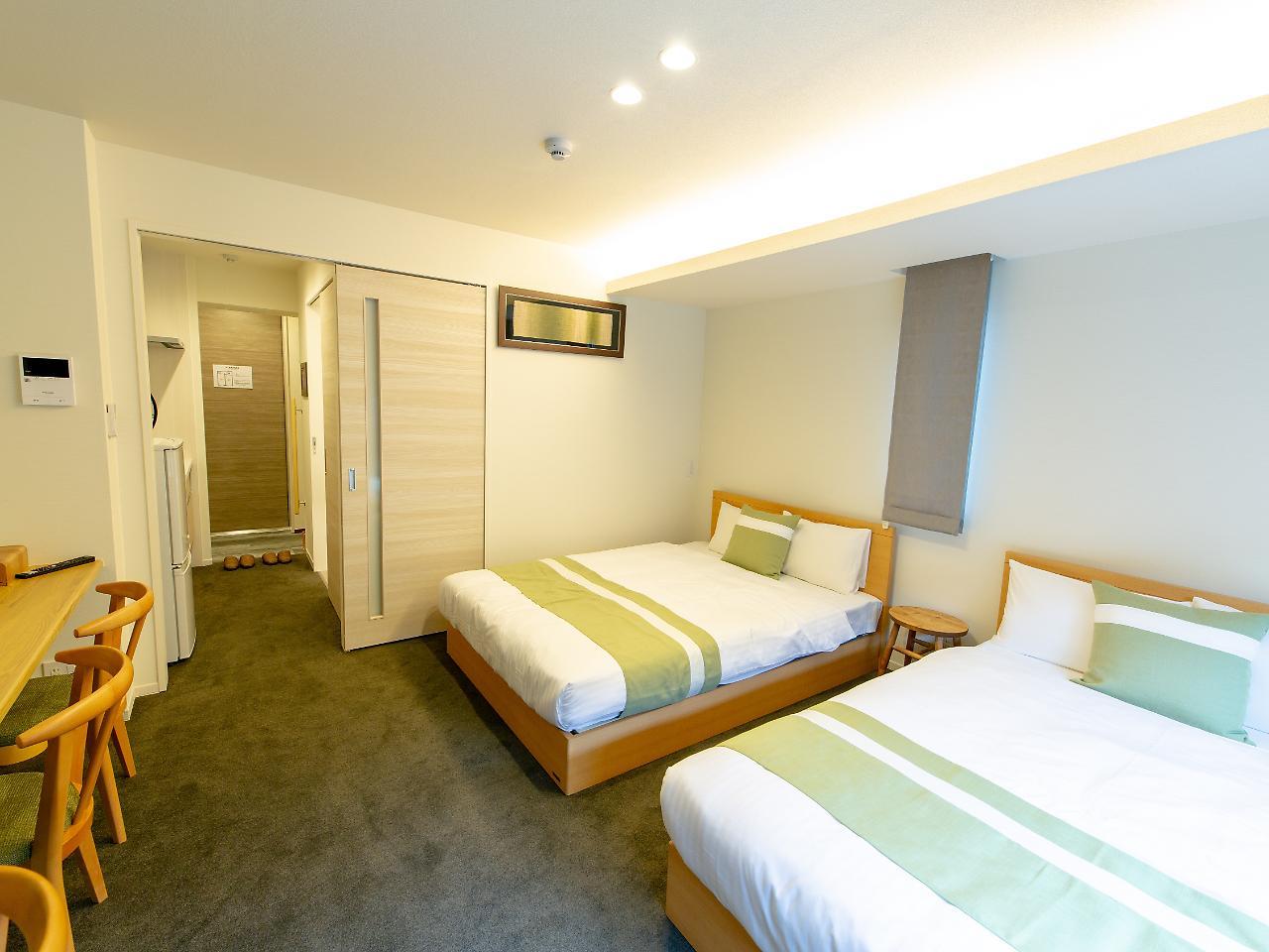 Апарт отель Grand Base Hiroshima Ekimae Экстерьер фото